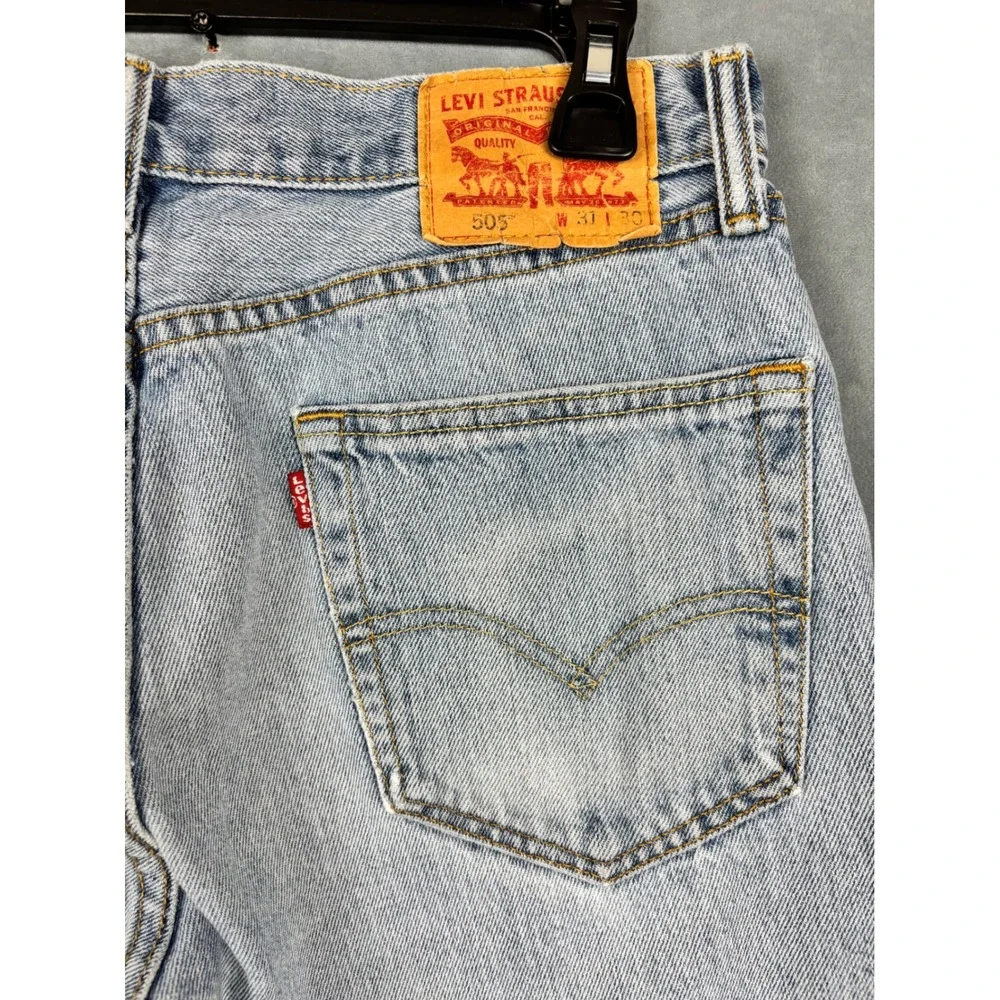 Levis 505 Regular Fit Straight Leg Jeans Light Wash Denim Blue W31 L30
